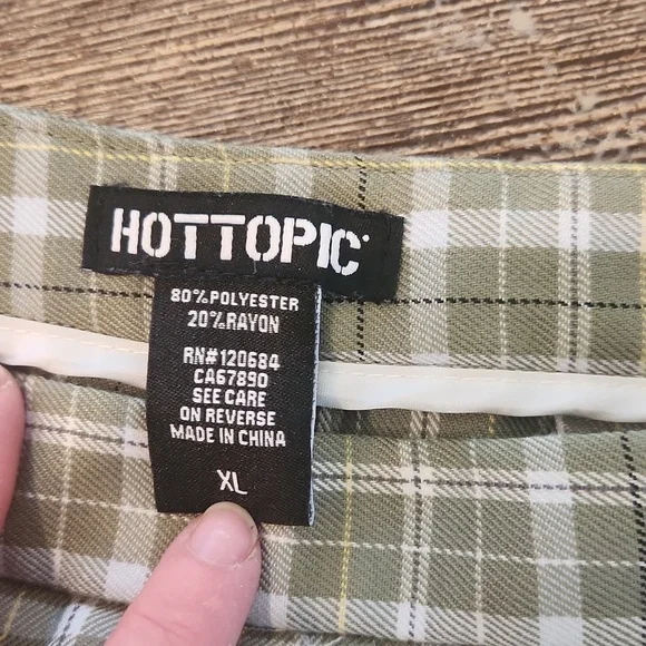 Hot Topic Plaid Mini Skirt - Picture 2 of 3